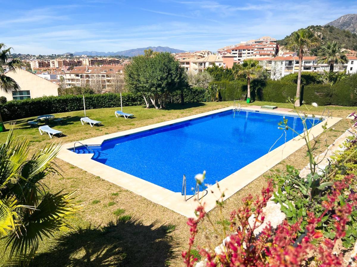 Apartamento A 900 M De La Playa Y Con Vistas Al Mar En Fuengirola Dış mekan fotoğraf