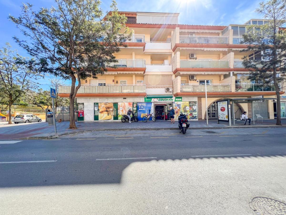 Apartamento A 900 M De La Playa Y Con Vistas Al Mar En Fuengirola Dış mekan fotoğraf