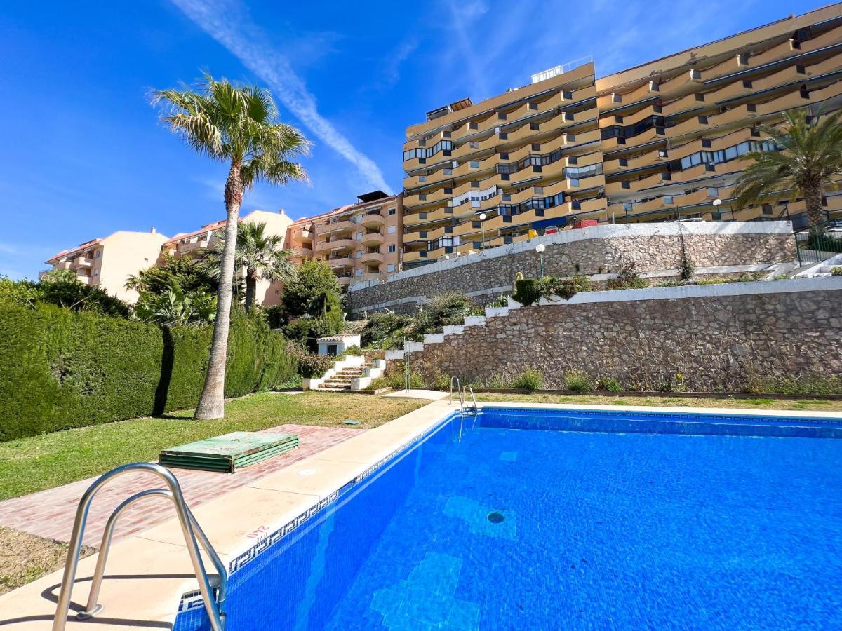 Apartamento A 900 M De La Playa Y Con Vistas Al Mar En Fuengirola Dış mekan fotoğraf