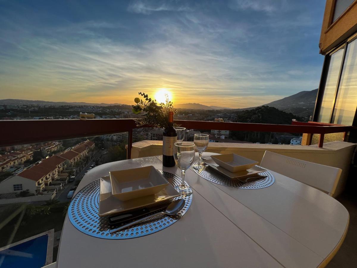 Apartamento A 900 M De La Playa Y Con Vistas Al Mar En Fuengirola Dış mekan fotoğraf