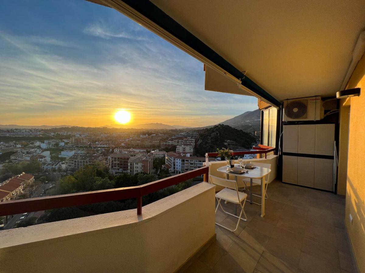 Apartamento A 900 M De La Playa Y Con Vistas Al Mar En Fuengirola Dış mekan fotoğraf
